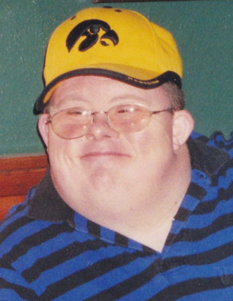 Troy Andrew McClaran