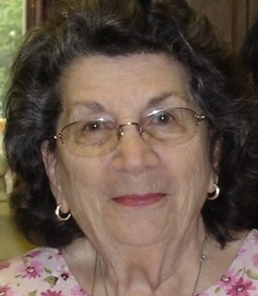 Lillian Zarrillo Profile Photo