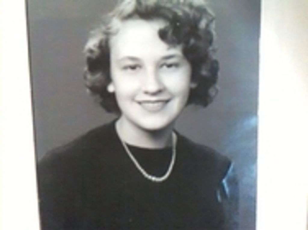 Dorothy M Simon