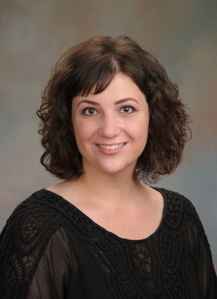 Emily Holzer Profile Photo