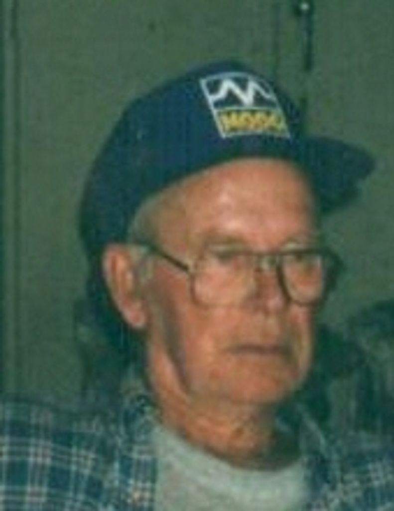 Fred "Fritz" E Neupert