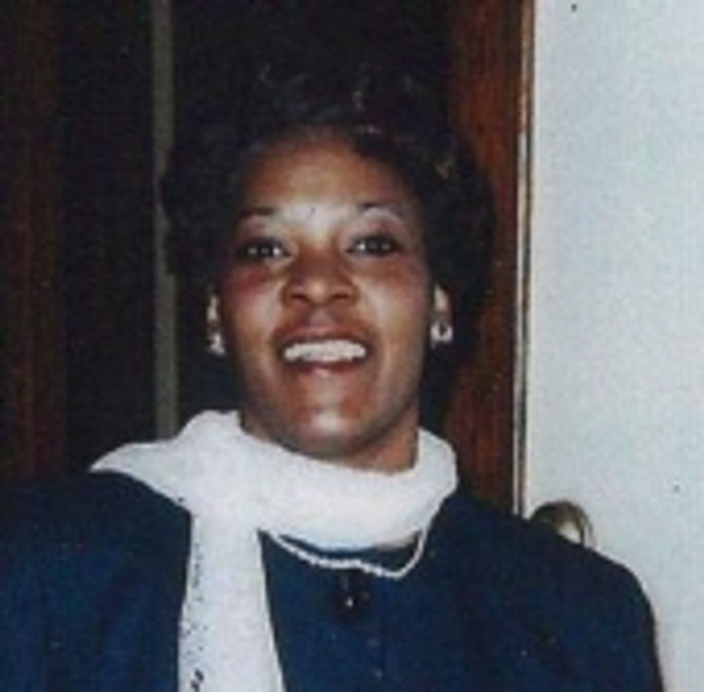 Venita R Brown