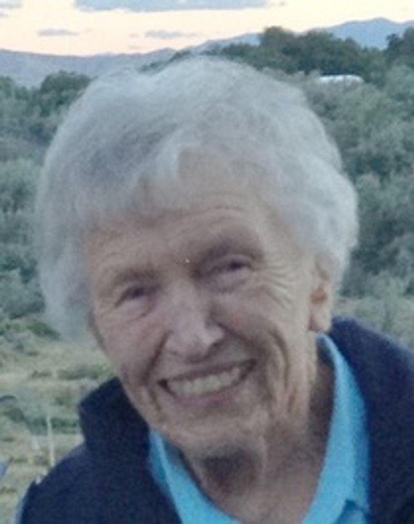 Elsie M Hawley