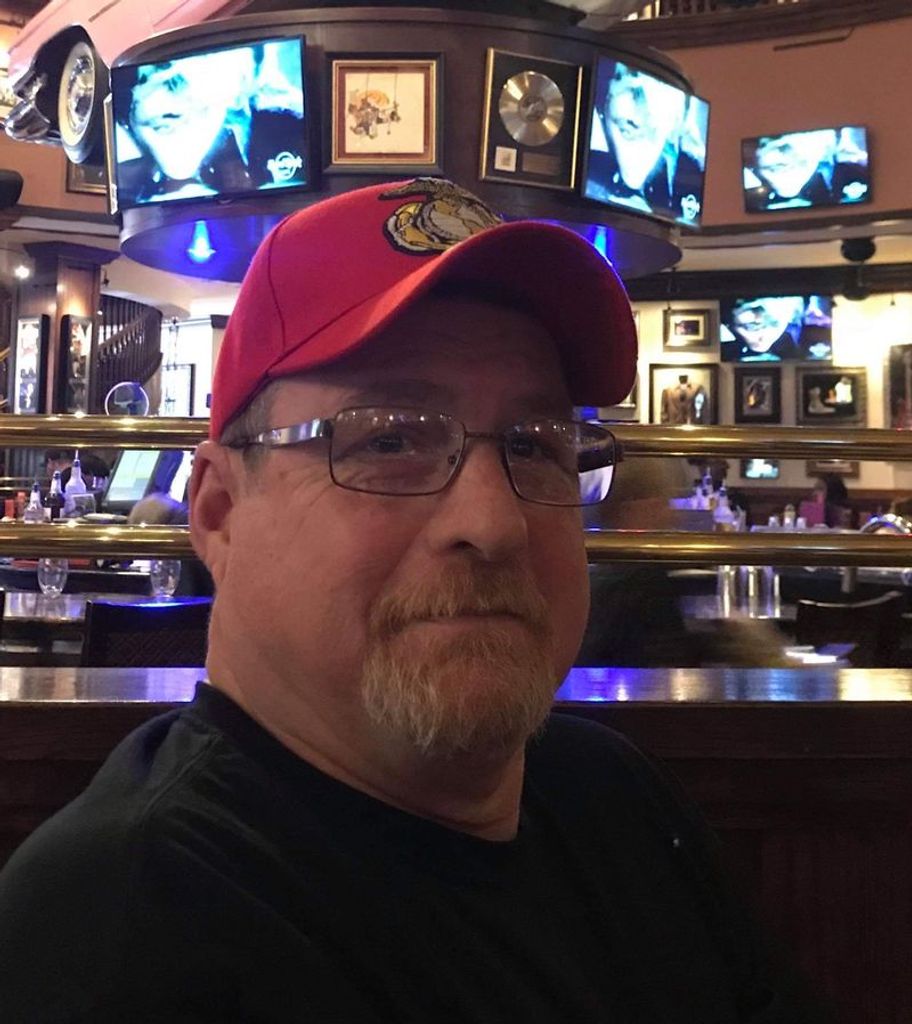 Michael Wayne Hipps Profile Photo