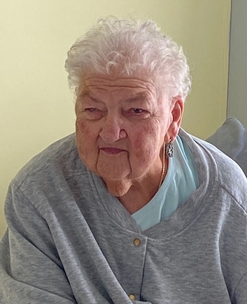 Mary Elizabeth Lockowitz Profile Photo