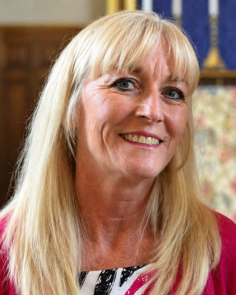 Leah Rhea Oakley Profile Photo