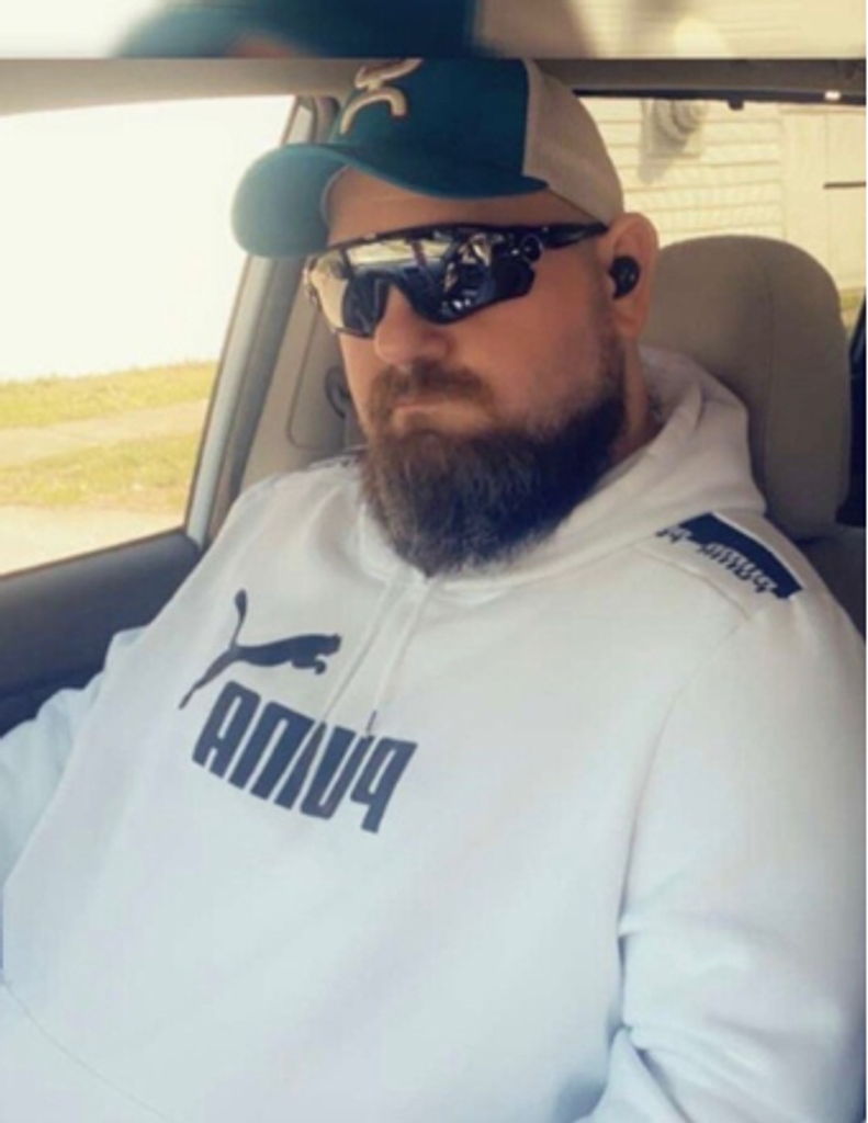 Dustin Todd Mills Profile Photo