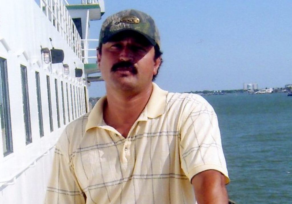 Roberto Robles