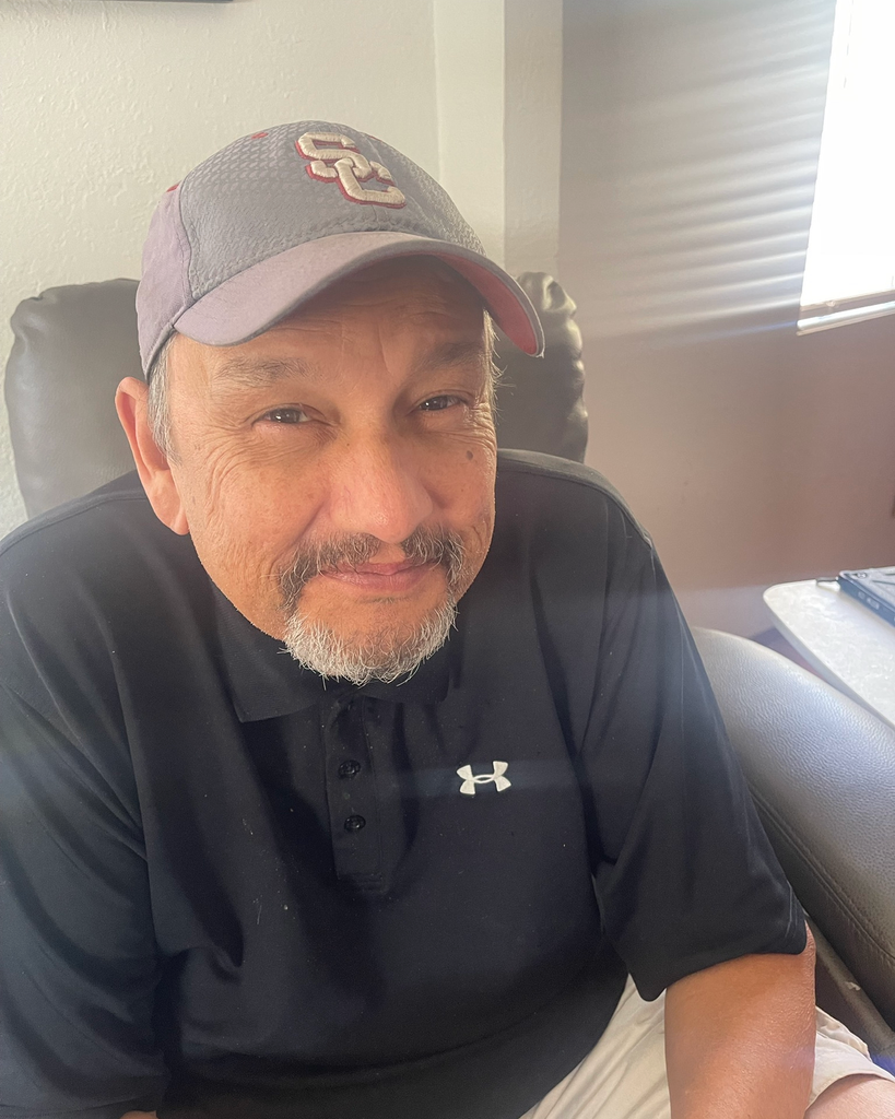 Manuel Aldana Jr. Profile Photo