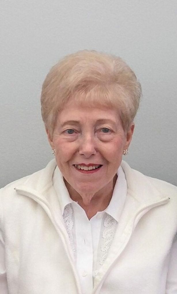 Betty Reichert Profile Photo
