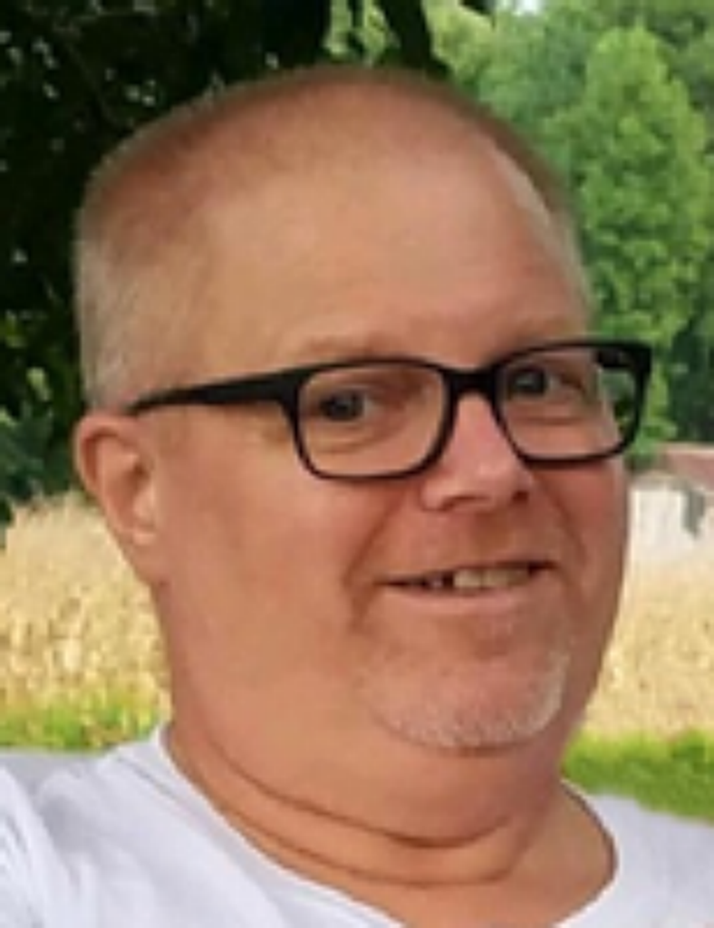 Michael Ray English