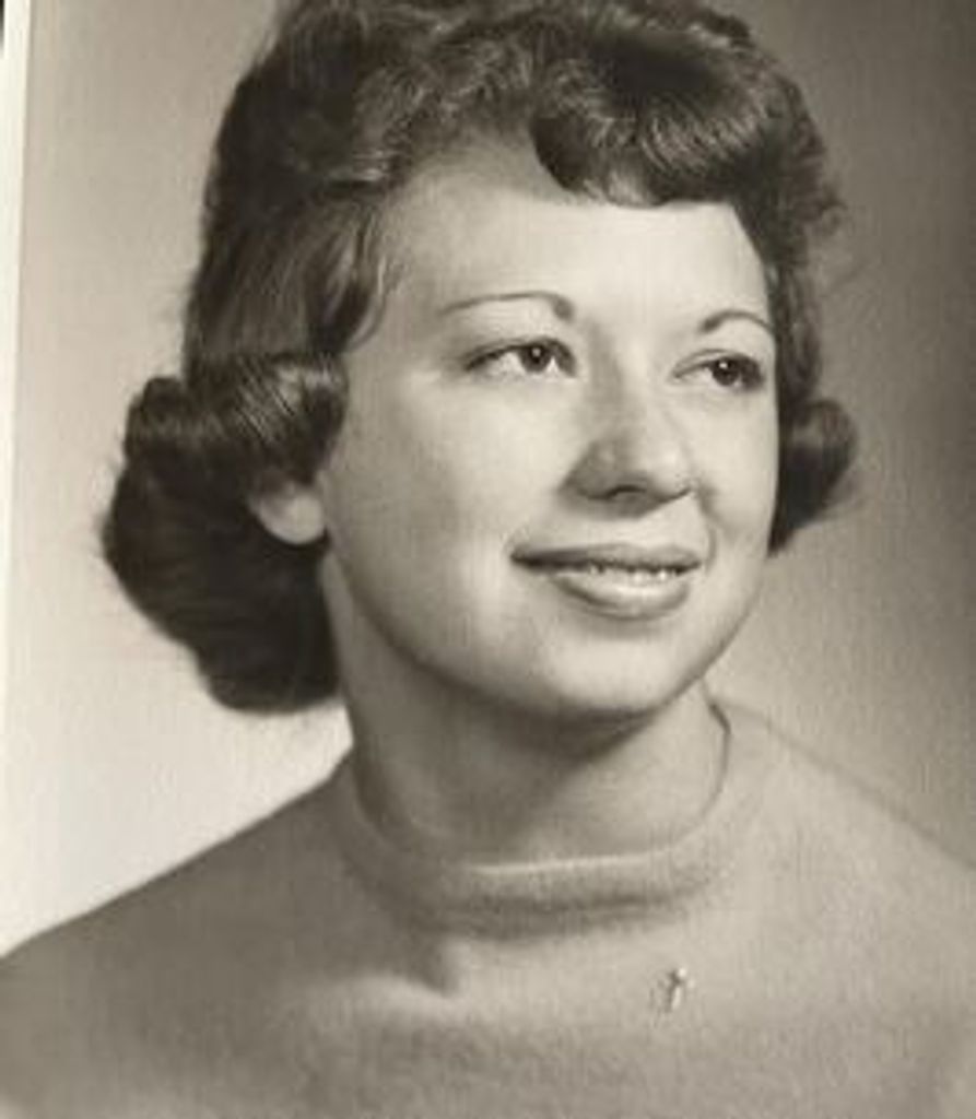 Elaine  Marie (Stockhill)  Thayer