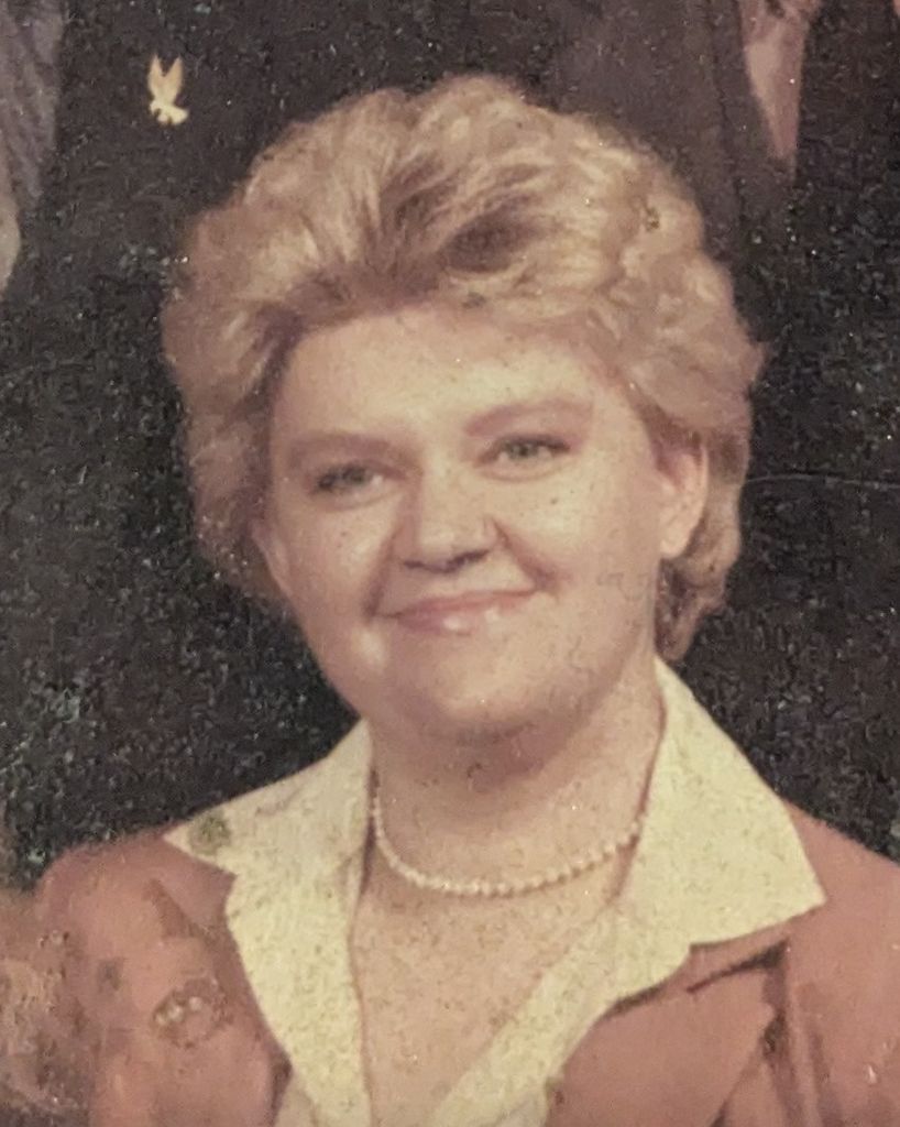 Elenore Erika Holz Herz Profile Photo