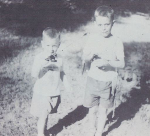 Ronald Travers photo gallery thumbnail 23 of 88