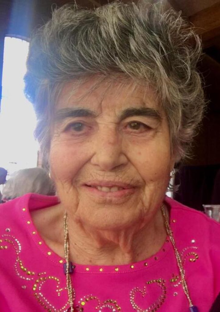 Athina Galanopoulos