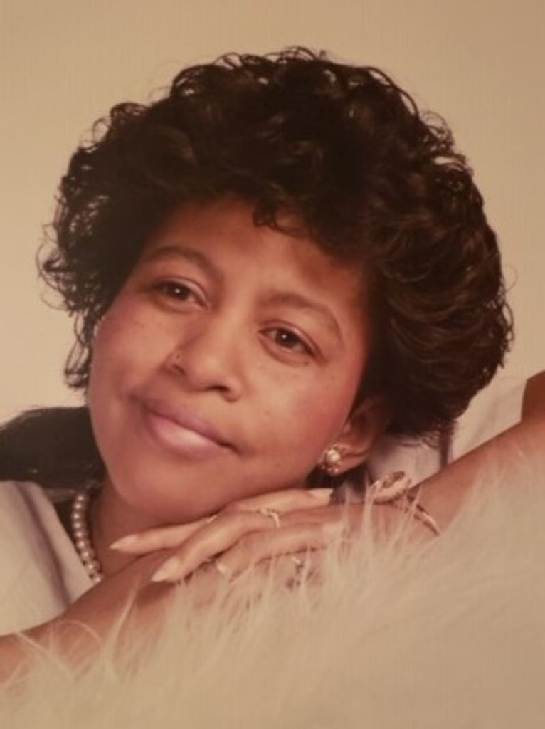 Alicetine Collier Profile Photo