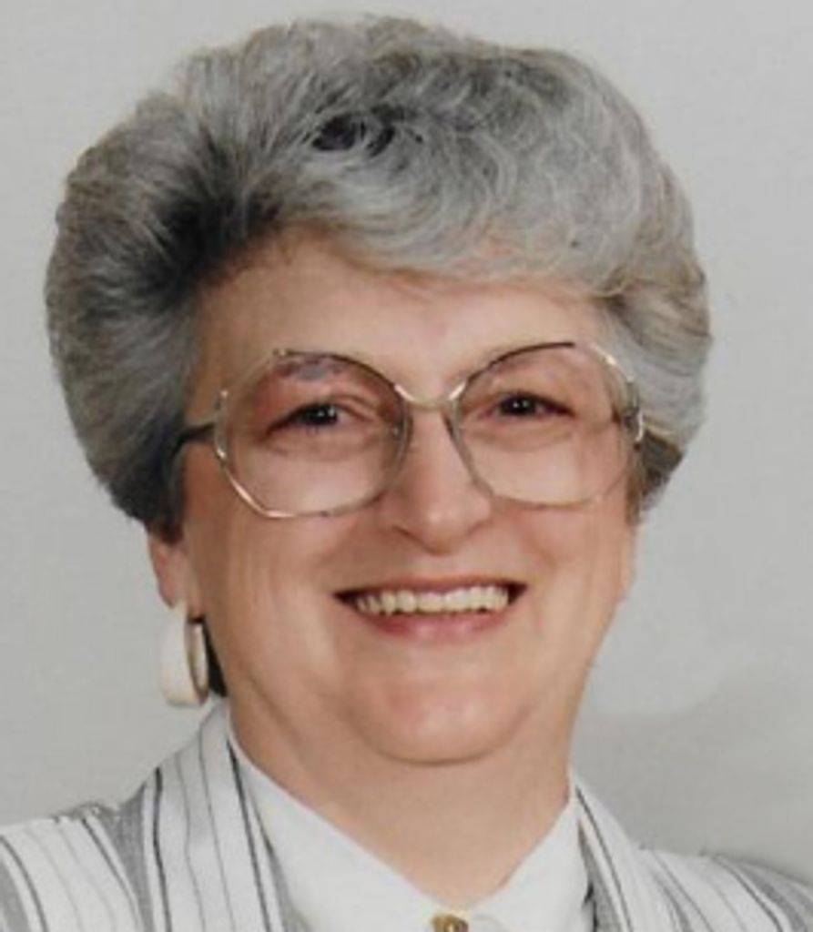 Elaine Snowardt Profile Photo