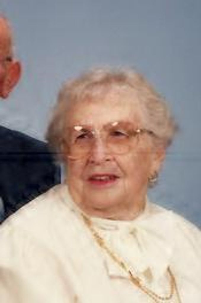 Romanye Elizabeth Veety