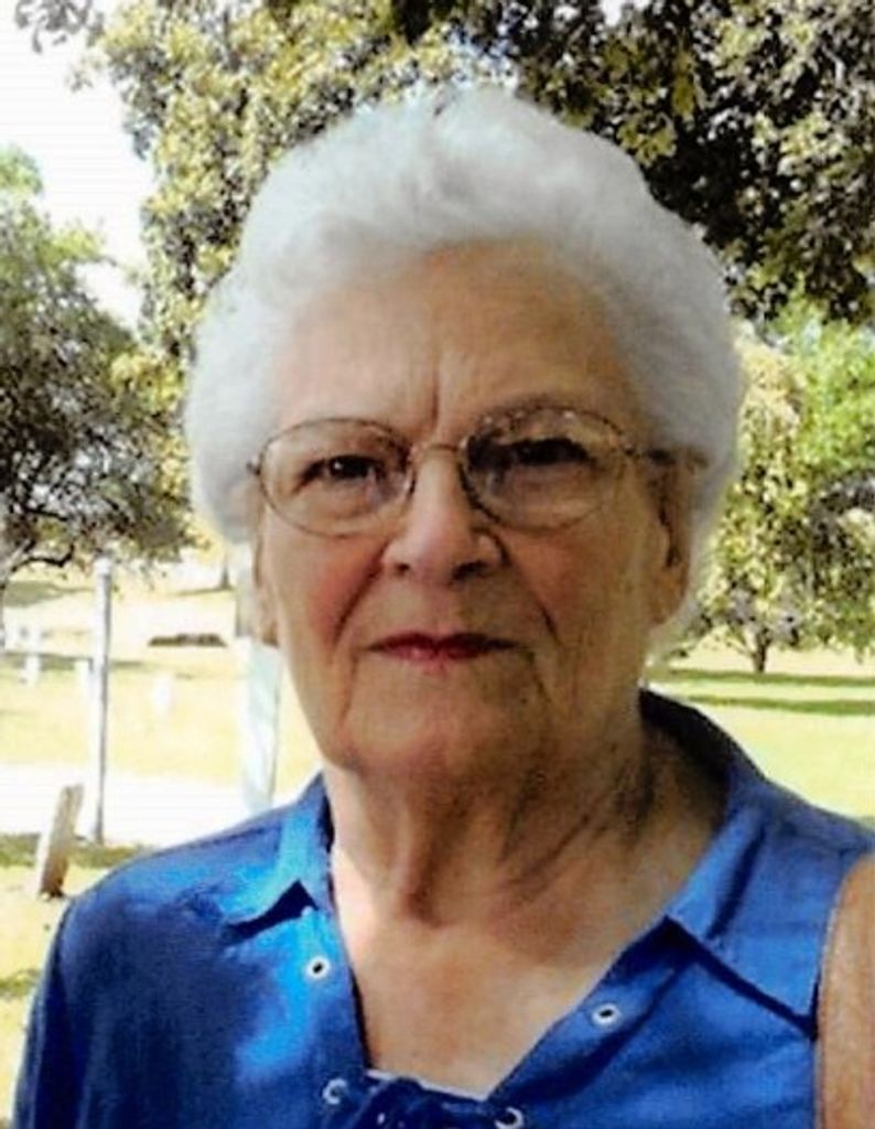 Gertrude "Gert" E. (McMeekan)  Pheiffer