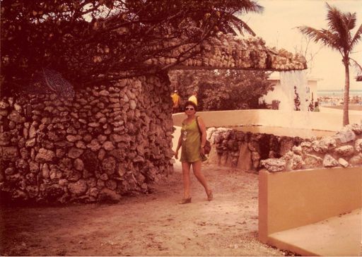 Jeanne Leona Oskins photo gallery thumbnail 58 of 90