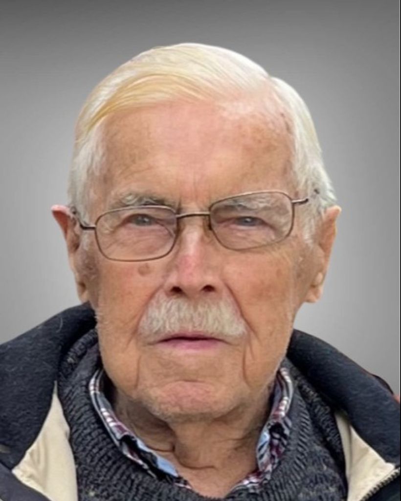 John Richard MacCallum Profile Photo