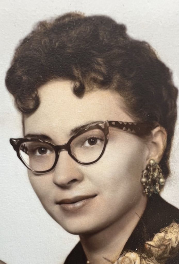 Novella Rhoten Profile Photo
