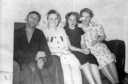 Beatrice Smith photo gallery thumbnail 61 of 91