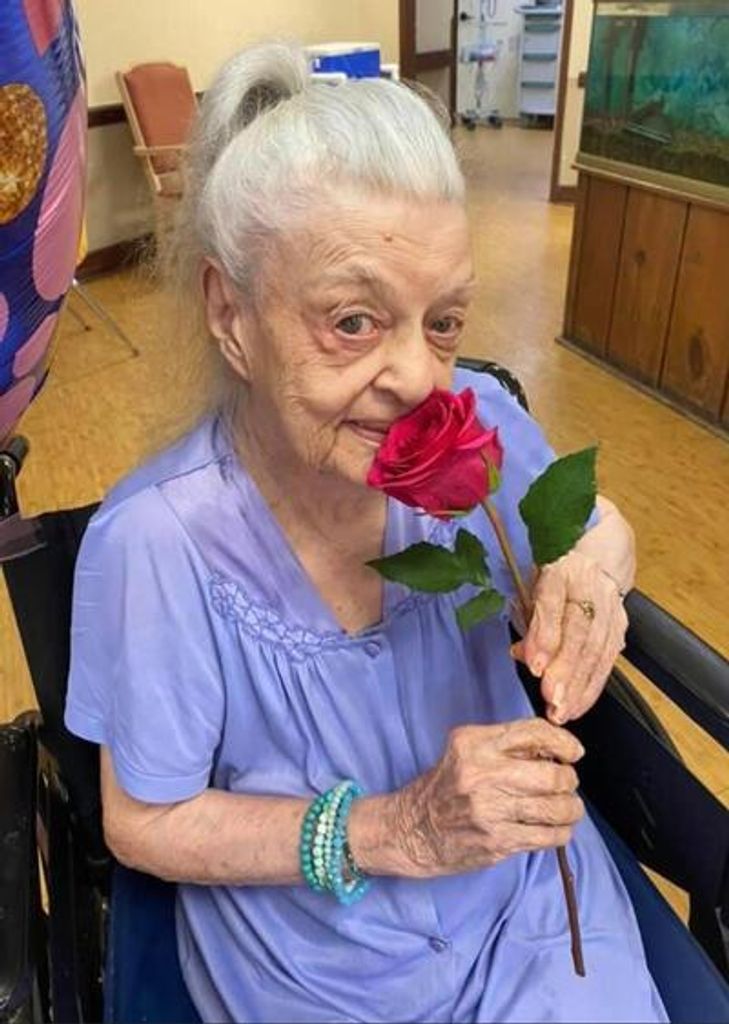 Eva Joyce Henry Profile Photo