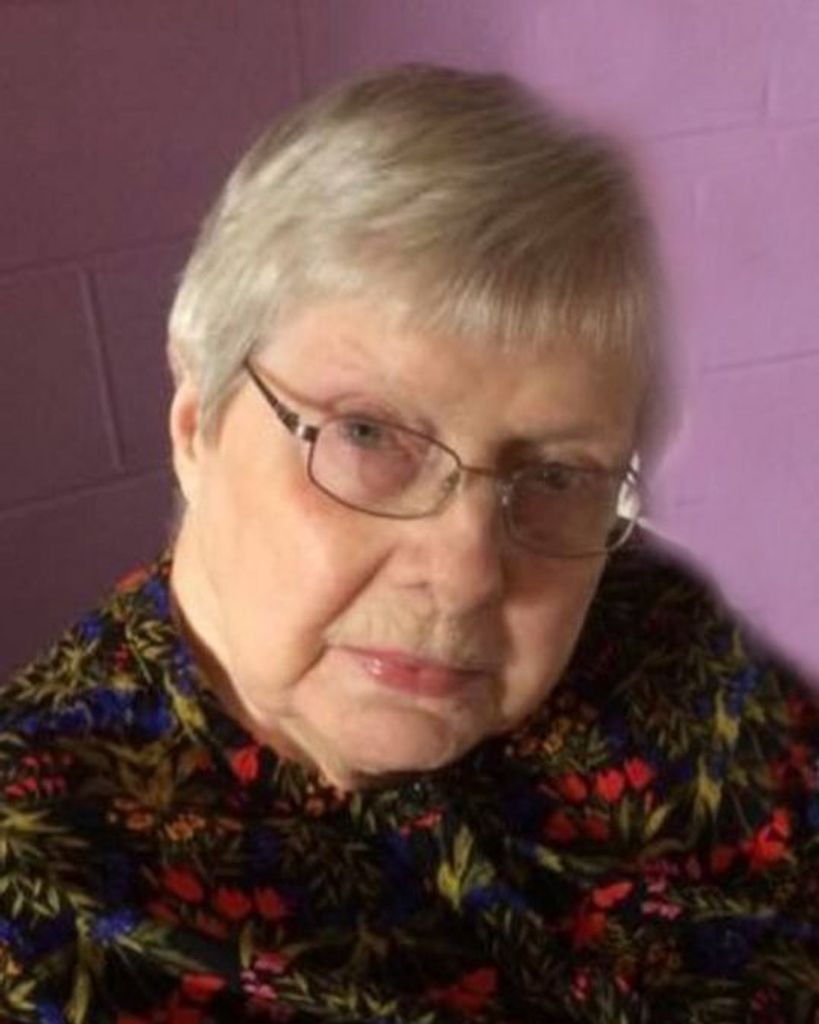 Mary Simmons Profile Photo