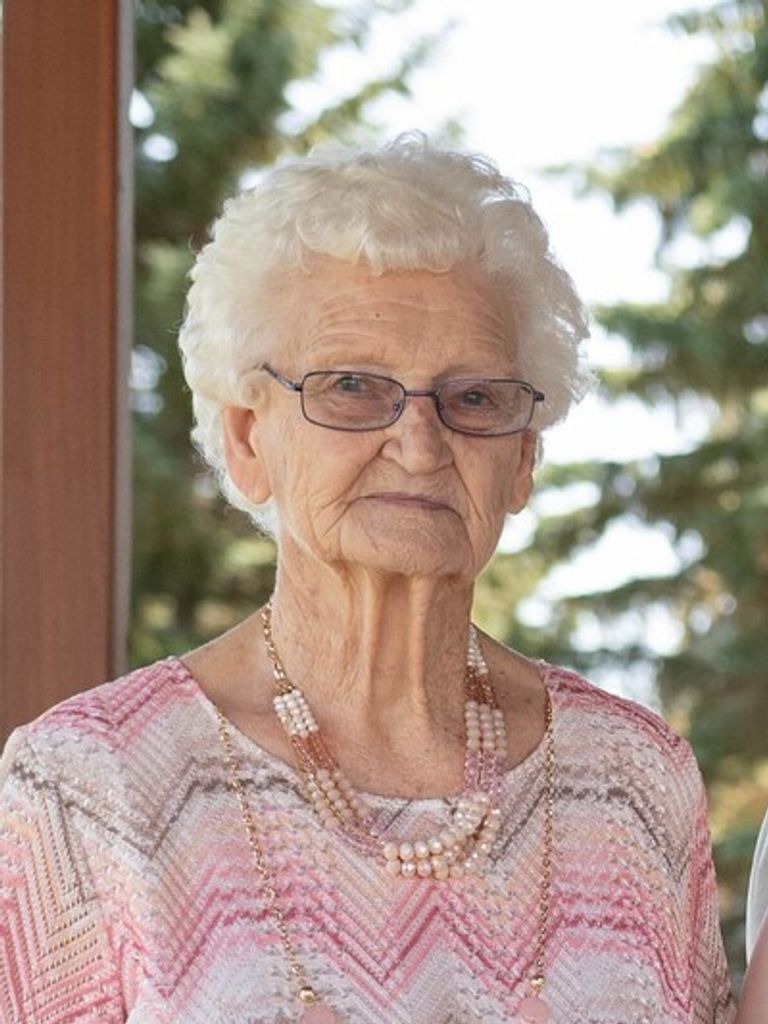 Crystal Dolbeare Profile Photo