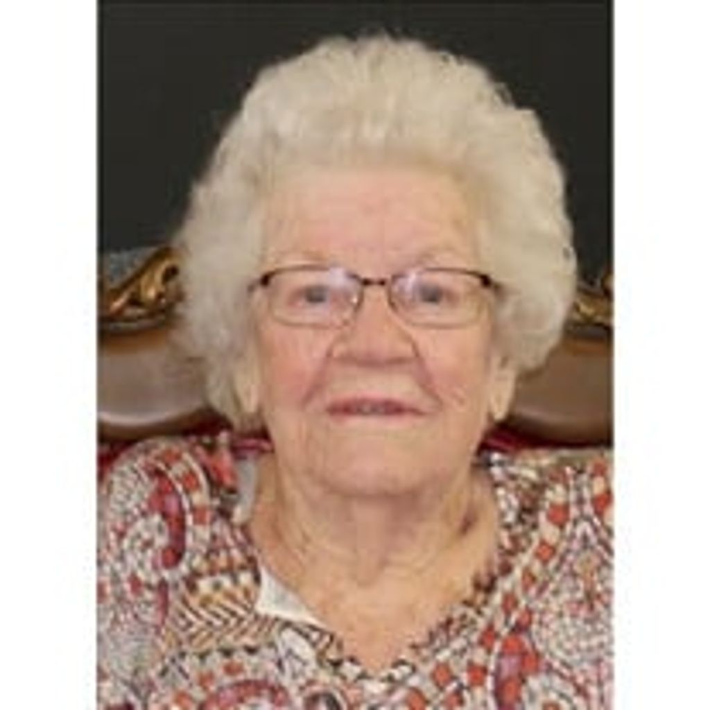 Auma Jean Holt