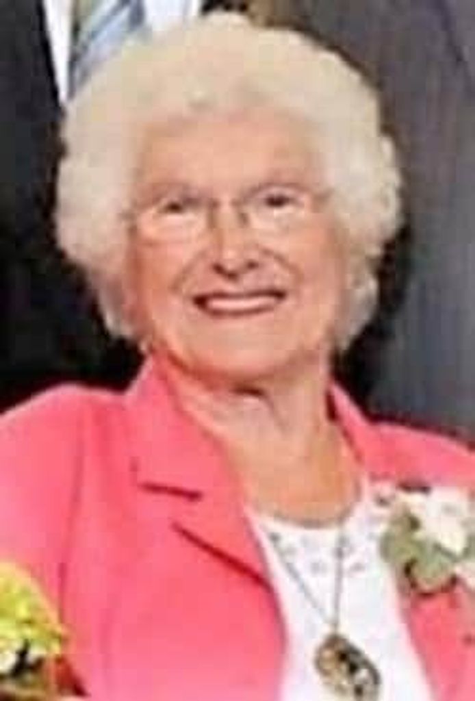 Ruth Holmes