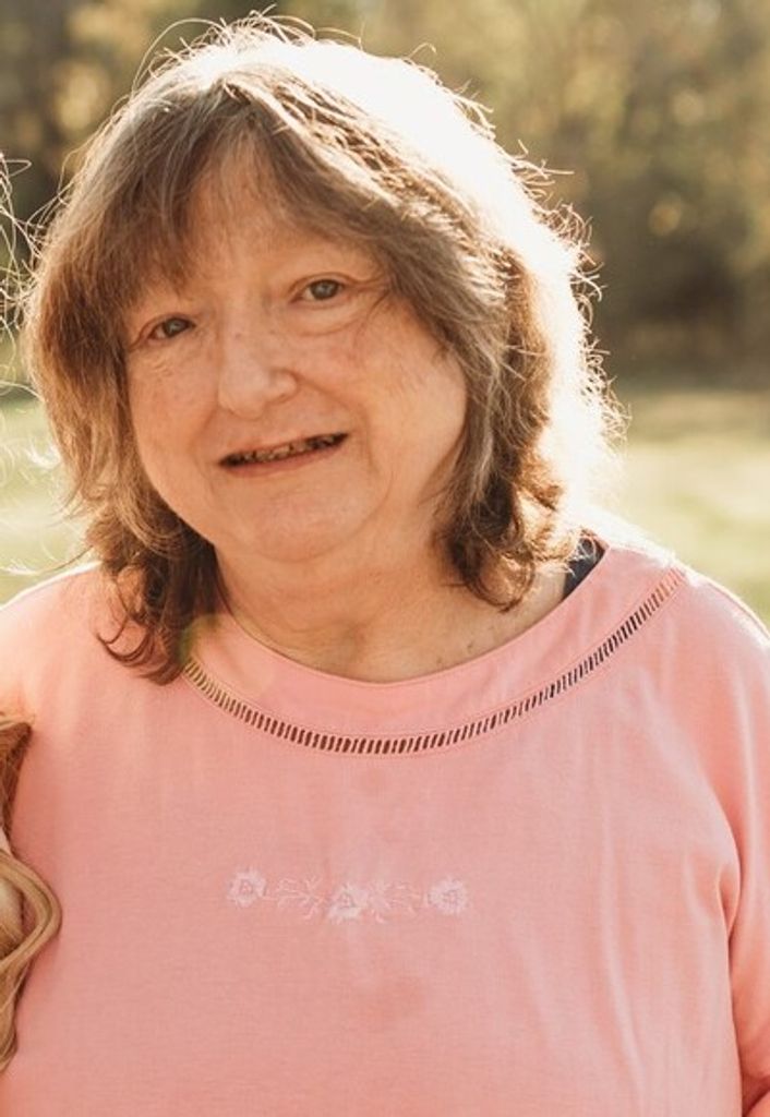 Angie Hyatt Profile Photo