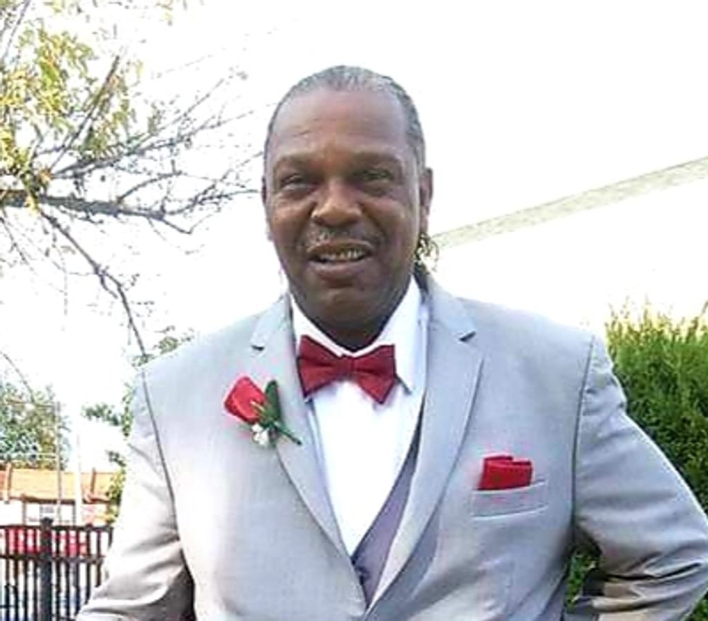 Ernest Lawrence Hinton Profile Photo