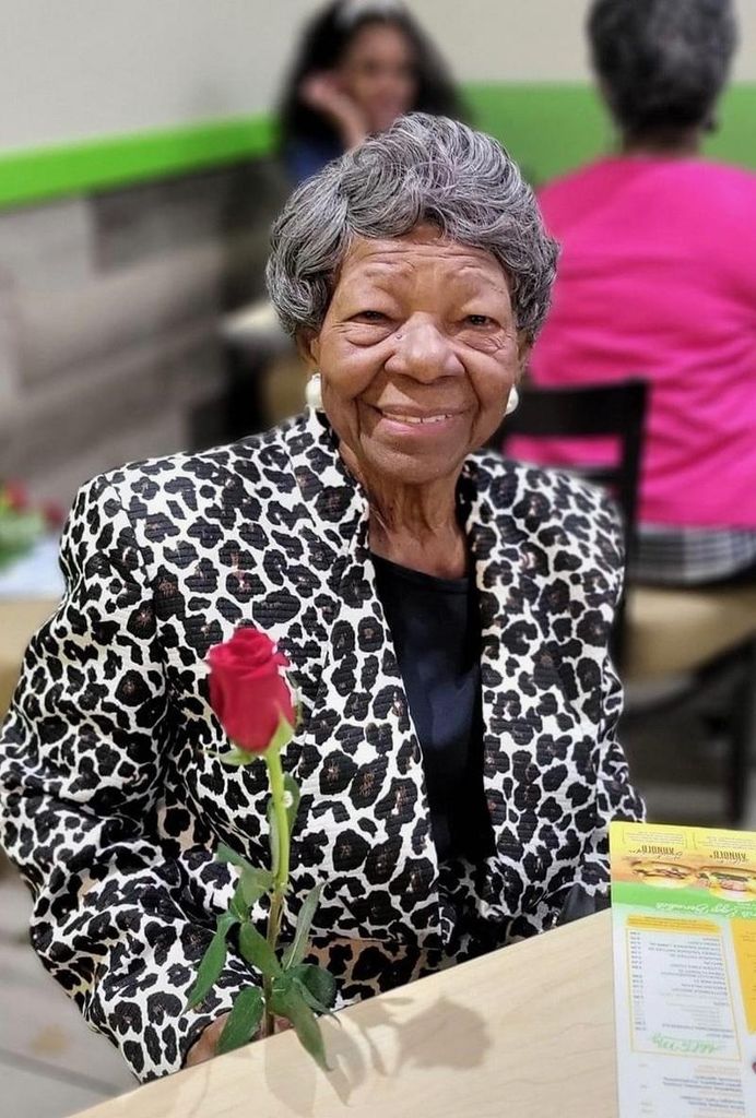 Mary L Brewer