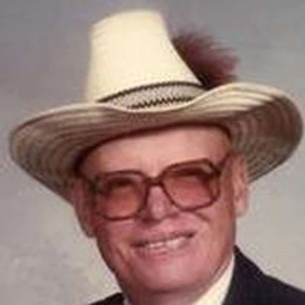 Kenneth  E. Lueck