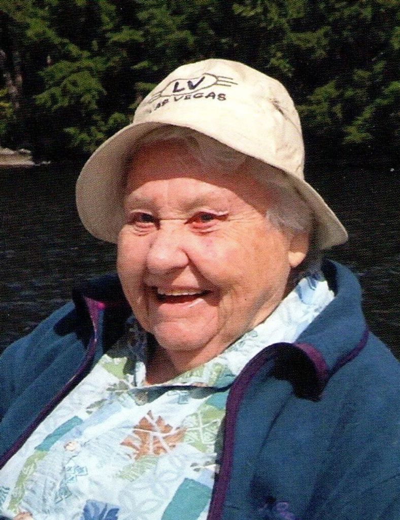 Elisabeth Wells Profile Photo