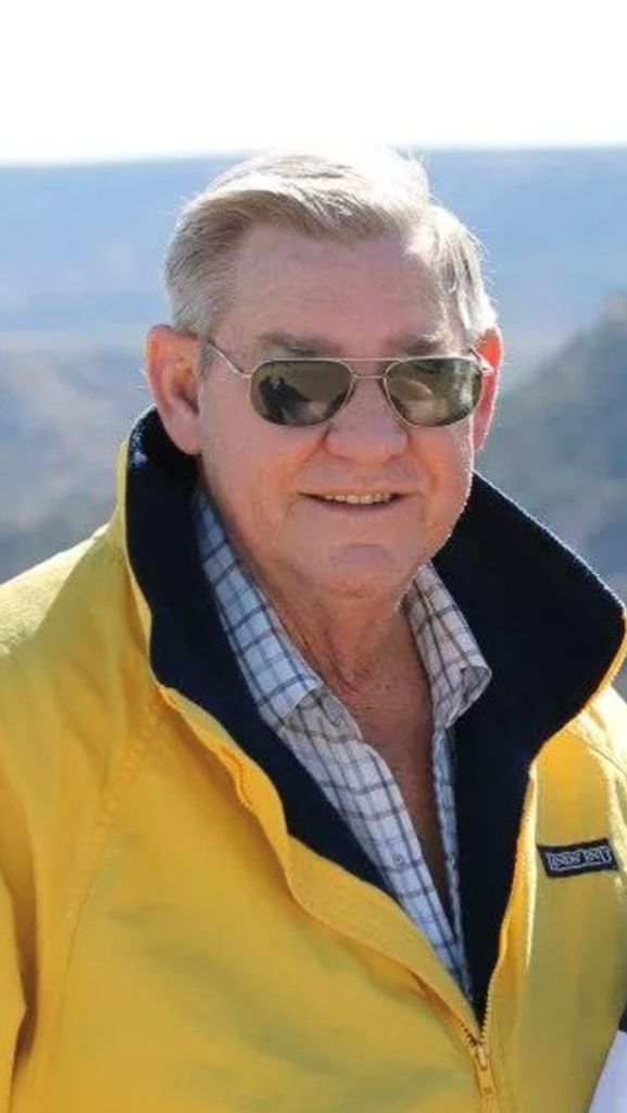 Beverly Wayne White Profile Photo