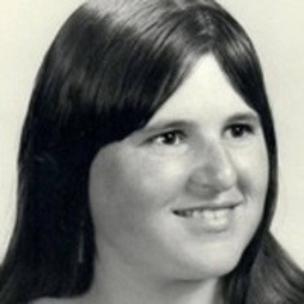 Caroline J Charon