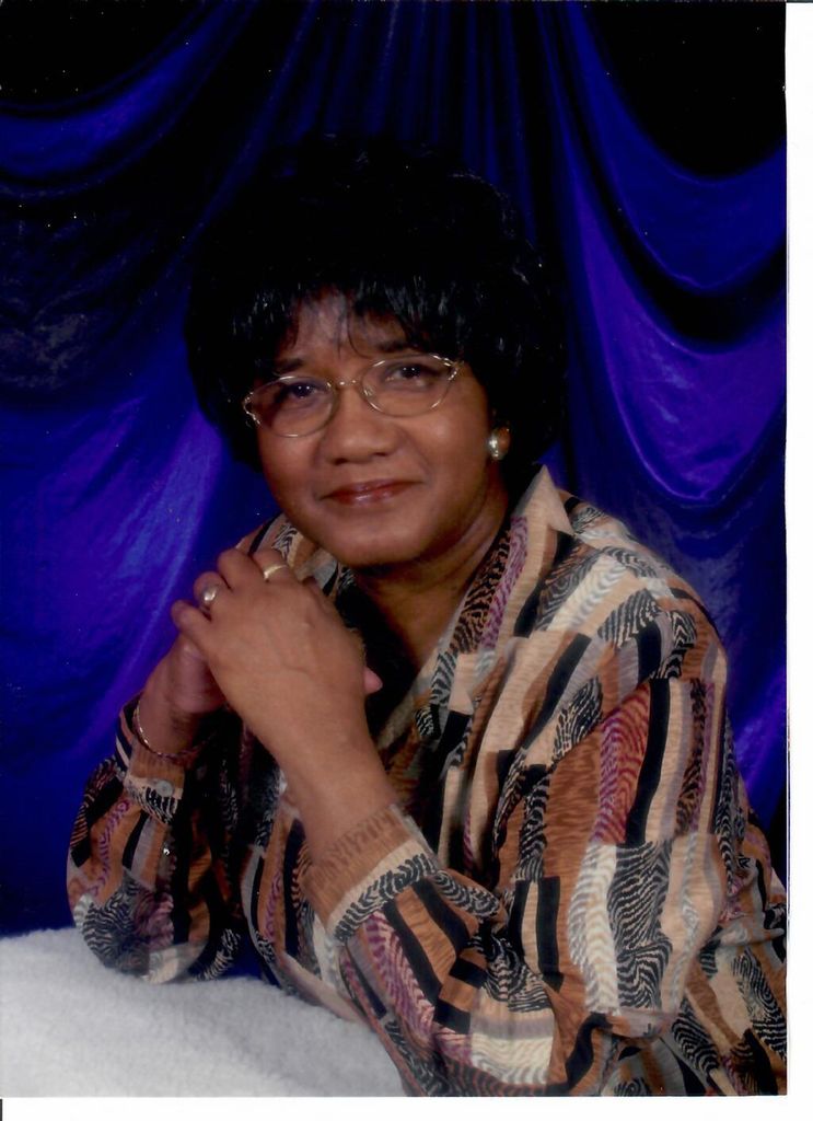 Mrs. Lillie Howell Profile Photo