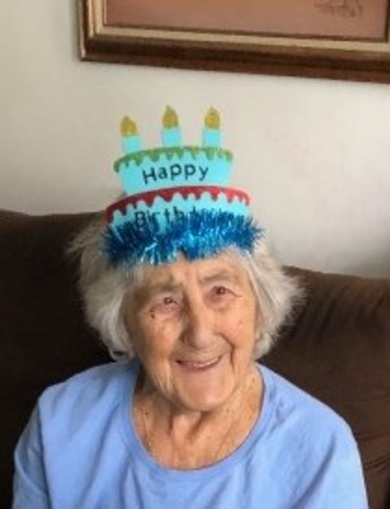 Carmella J (Mostacchio)  Soapes