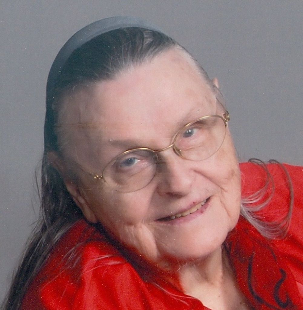 Louise Hoyert