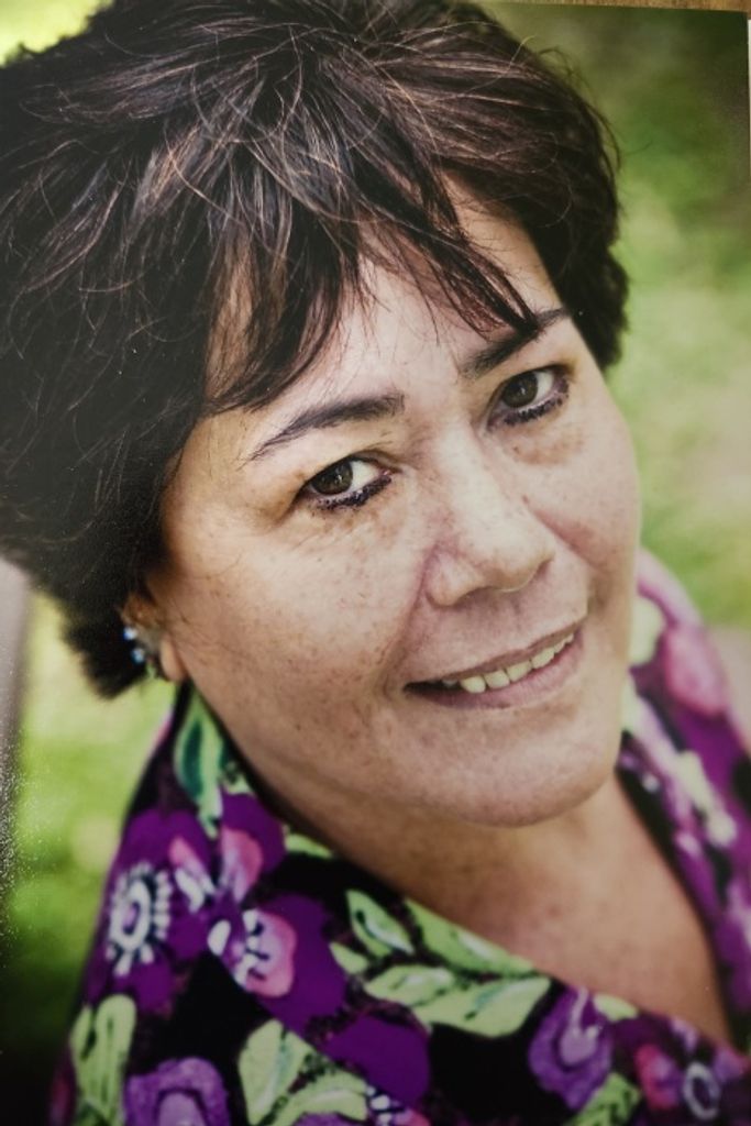 Diana Lynn Hutchinson "Sis"