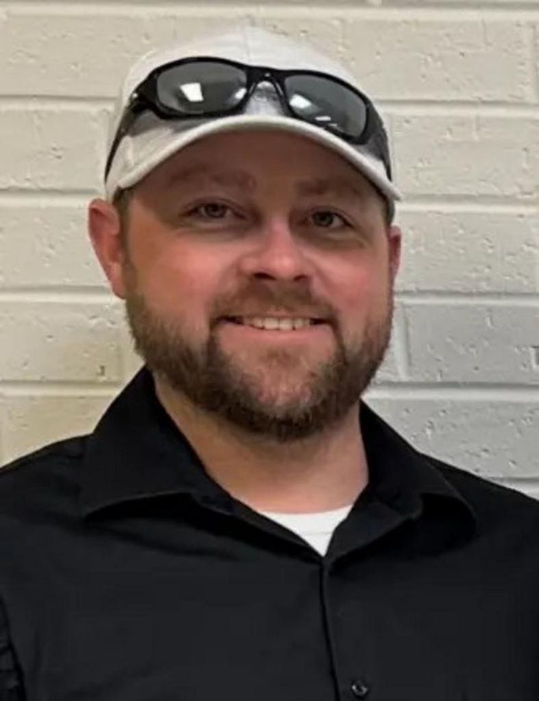 Nick Van Dam Profile Photo