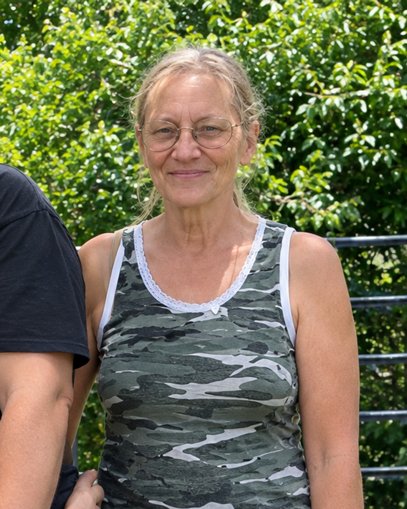 Linda Lou Reed Profile Photo
