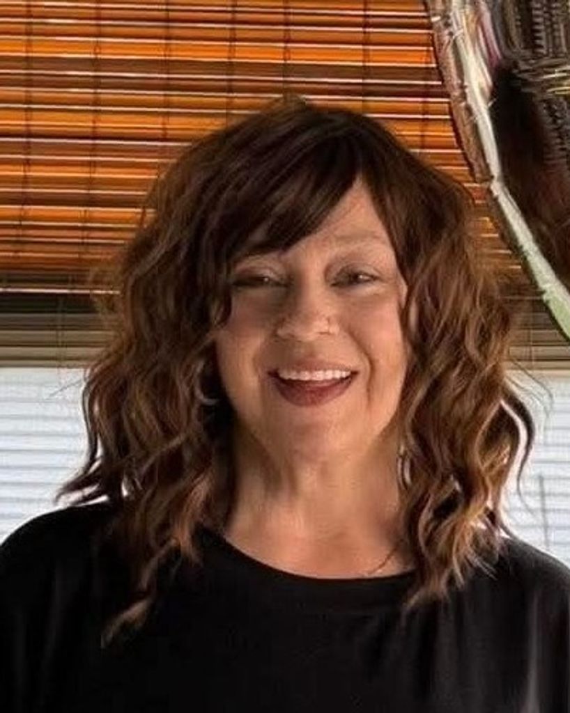 Laura Lee Staub Profile Photo