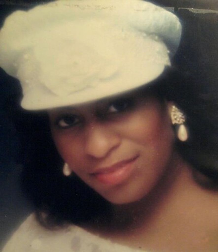 Michelle Angelique Jones-Vinson Profile Photo