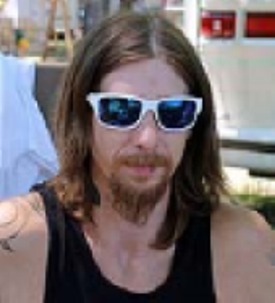 Dustin  Michael Ratcliffe