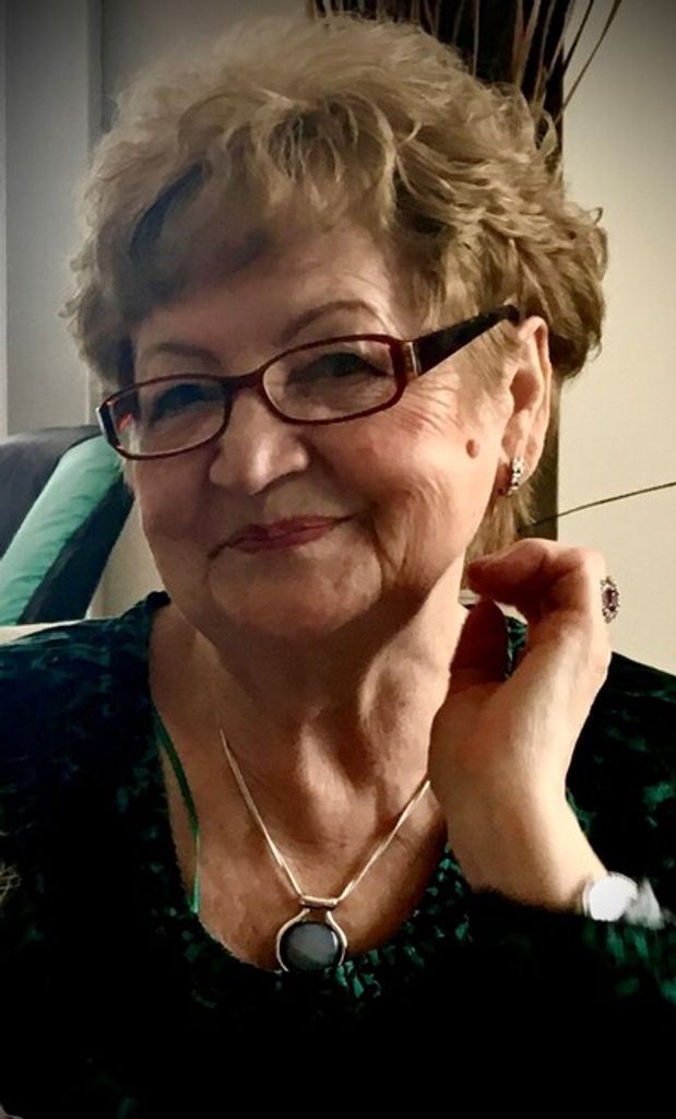 Salomea Vuk Profile Photo