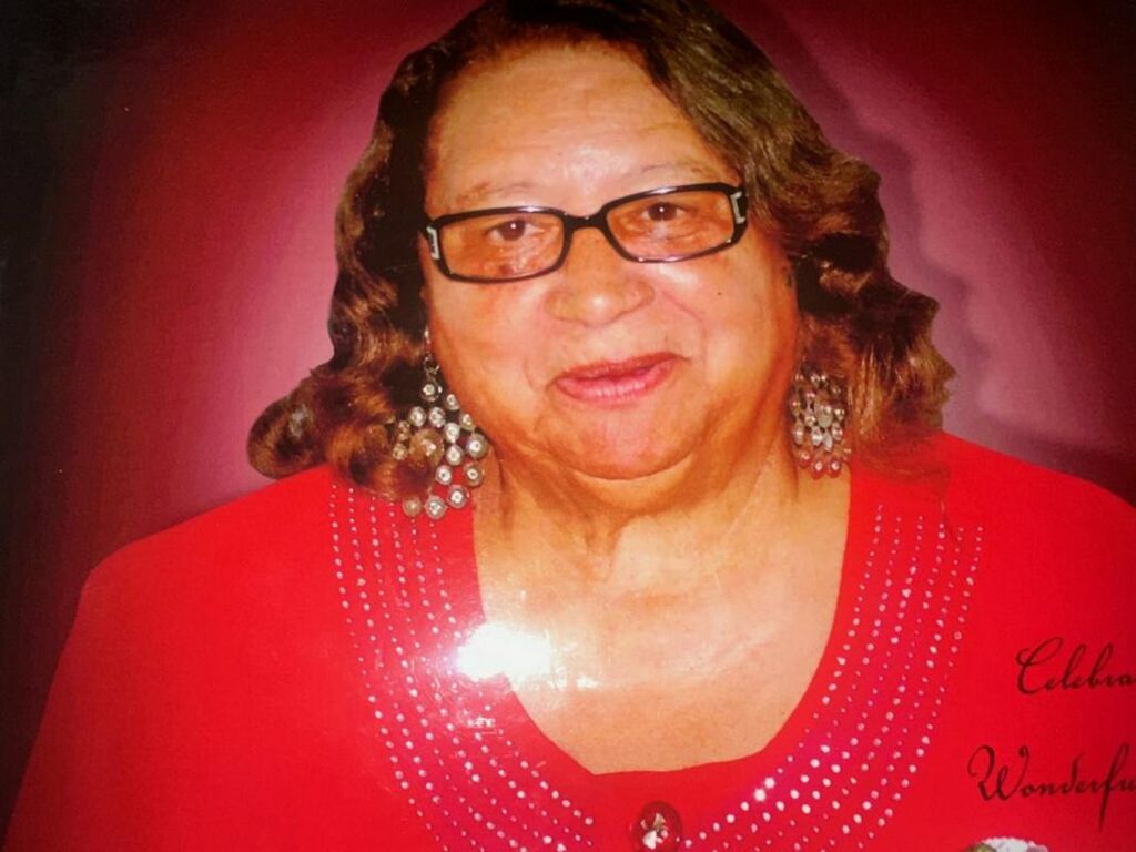 Essie Lee Dotson Profile Photo